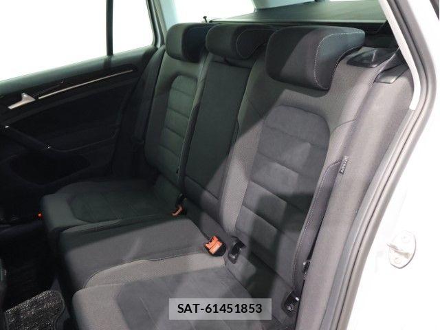 VolksWagen GOLF VARIANT 2017-06 7790507-4