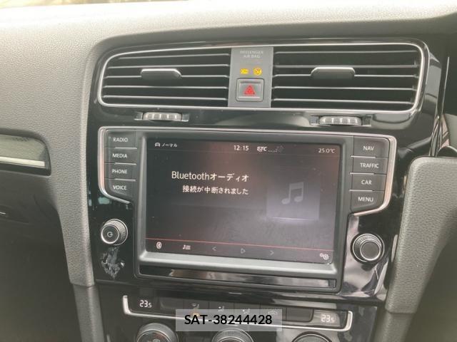 VolksWagen GOLF VARIANT 2014-11 7790503-19