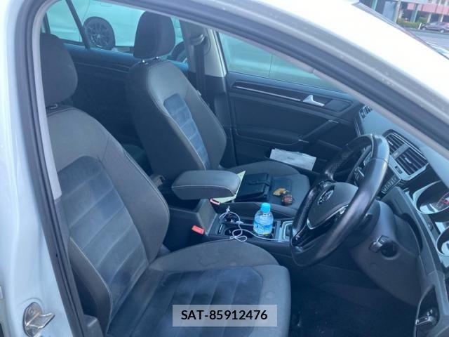 VolksWagen GOLF VARIANT 2014-10 7790504-11