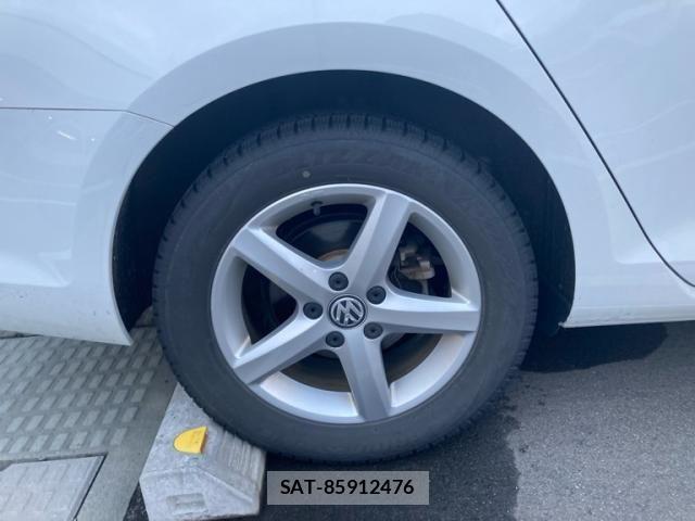 VolksWagen GOLF VARIANT 2014-10 7790504-7