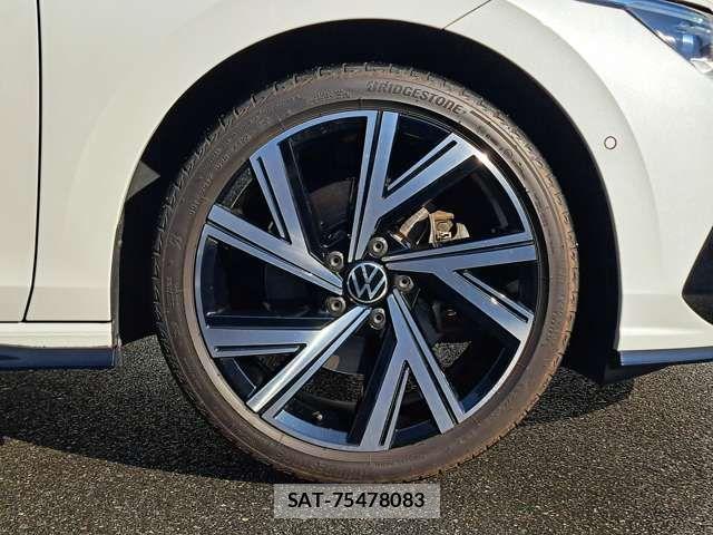 VolksWagen GOLF VARIANT 2023-03 7880487-9