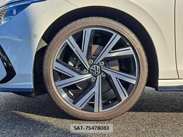 VolksWagen GOLF VARIANT 2023-03 7880487-11