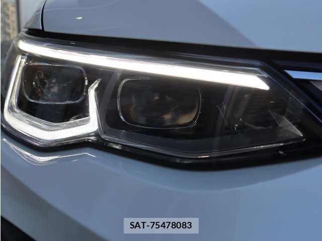VolksWagen GOLF VARIANT 2023-03 7880487-12