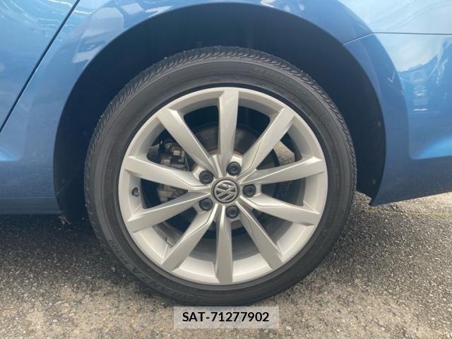 VolksWagen GOLF VARIANT 2014-04 7880490-12