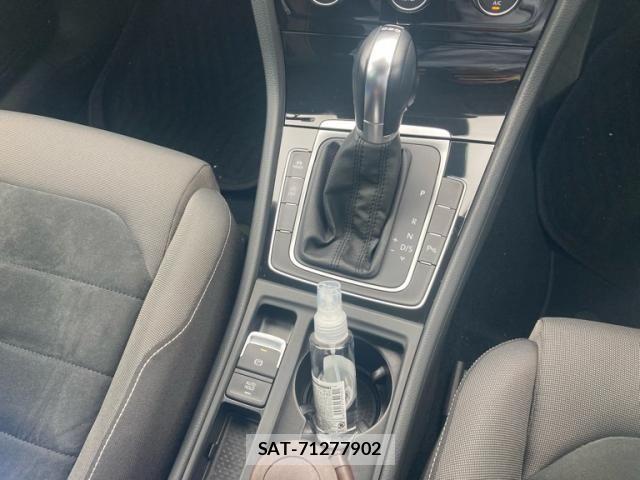 VolksWagen GOLF VARIANT 2014-04 7880490-22