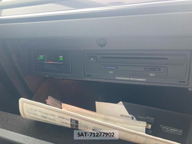 VolksWagen GOLF VARIANT 2014-04 7880490-27