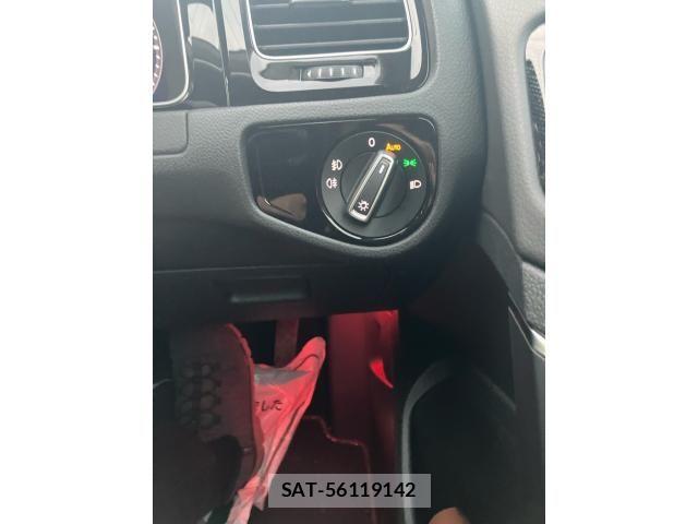VolksWagen GOLF VARIANT 2018-03 7981572-21