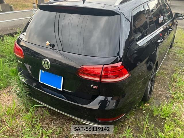 VolksWagen GOLF VARIANT 2018-03 7981572-2