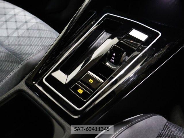 VolksWagen GOLF VARIANT 2023-09 8039183-22