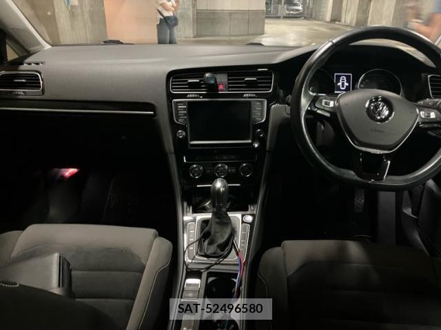 VolksWagen GOLF VARIANT 2015-09 8039184-12
