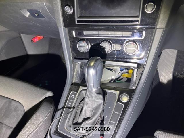 VolksWagen GOLF VARIANT 2015-09 8039184-22