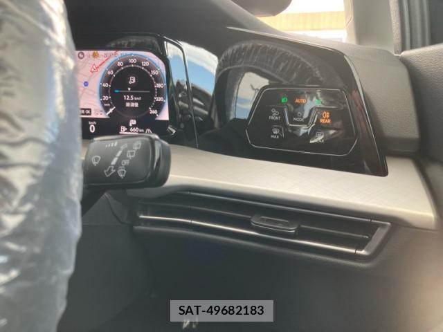VolksWagen GOLF VARIANT 2025-04 8076140-16