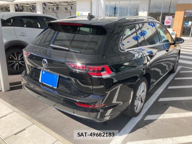 VolksWagen GOLF VARIANT 2025-04 8076140-2