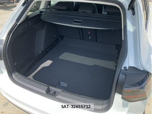 VolksWagen GOLF VARIANT 2025-11 8076138-12