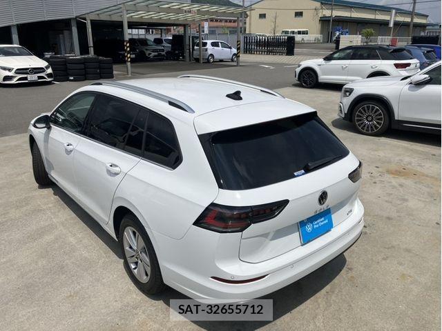 VolksWagen GOLF VARIANT 2025-11 8076138-2