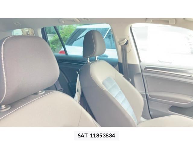 VolksWagen GOLF VARIANT 2014-07 8076142-11
