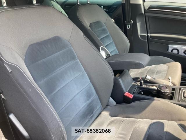 VolksWagen GOLF VARIANT 2015-06 8102718-10