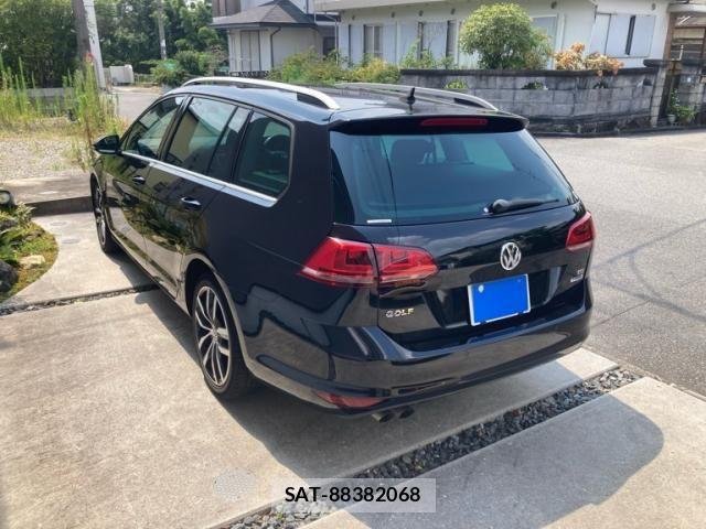 VolksWagen GOLF VARIANT 2015-06 8102718-2