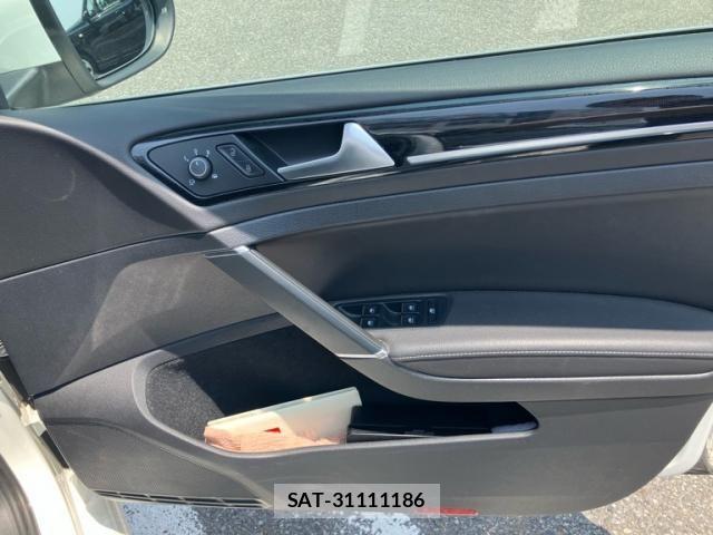 VolksWagen GOLF VARIANT 2020-02 8102710-15