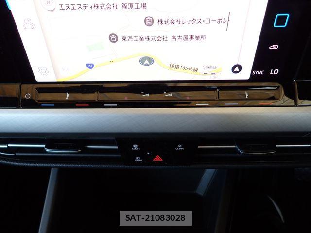 VolksWagen GOLF VARIANT 2022-06 8132997-15