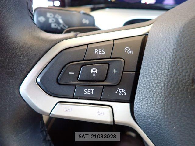 VolksWagen GOLF VARIANT 2022-06 8132997-18