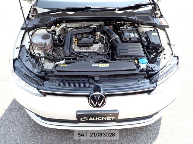 VolksWagen GOLF VARIANT 2022-06 8132997-27