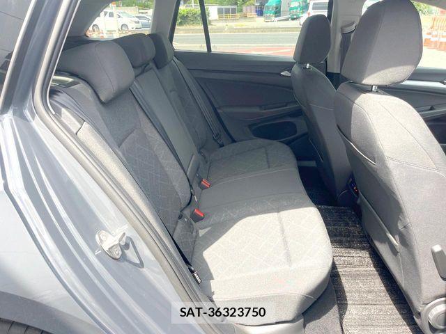 VolksWagen GOLF VARIANT 2022-07 8132998-9