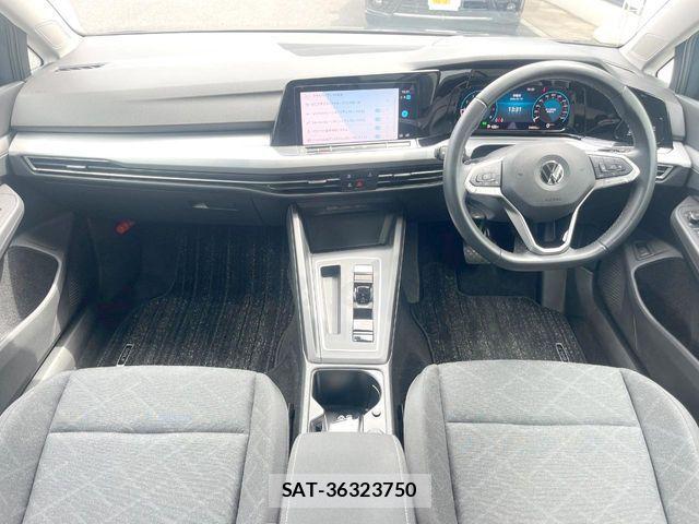 VolksWagen GOLF VARIANT 2022-07 8132998-1