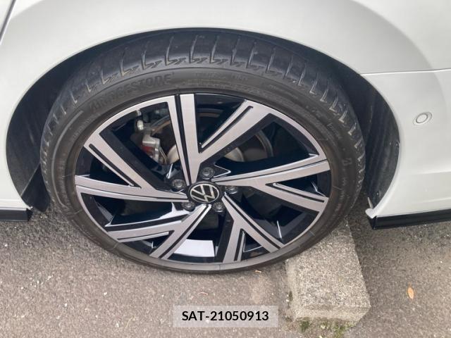 VolksWagen GOLF VARIANT 2023-11 8132996-5