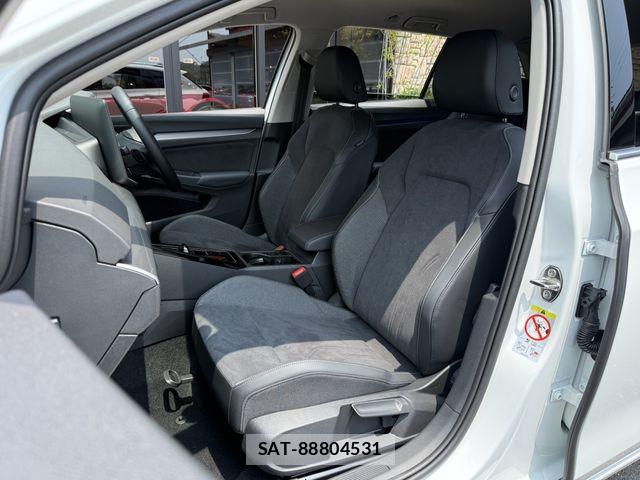 VolksWagen GOLF VARIANT 2025-10 8159520-17