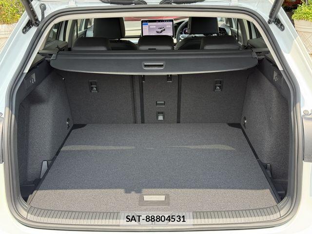 VolksWagen GOLF VARIANT 2025-10 8159520-20