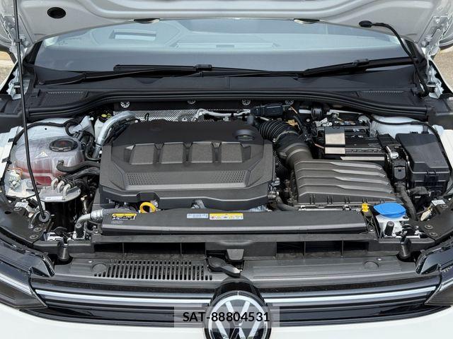 VolksWagen GOLF VARIANT 2025-10 8159520-29