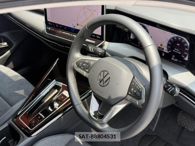 VolksWagen GOLF VARIANT 2025-10 8159520-4