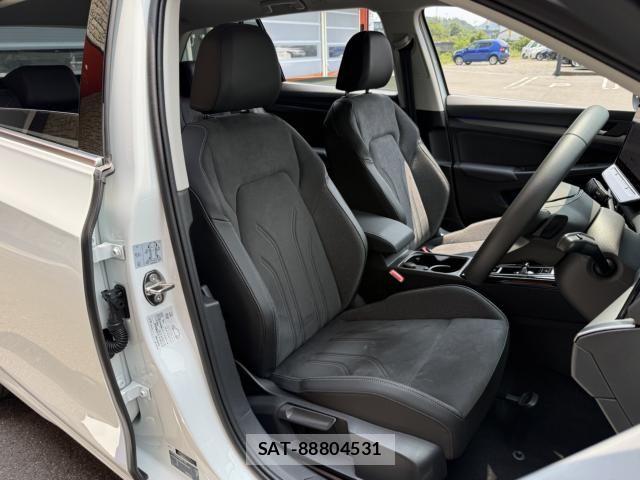 VolksWagen GOLF VARIANT 2025-10 8159520-6