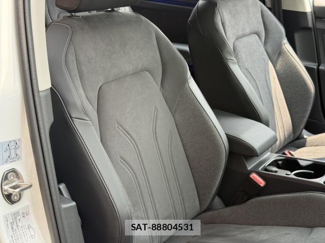 VolksWagen GOLF VARIANT 2025-10 8159520-8