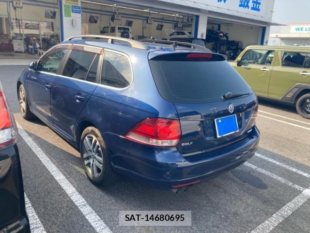 VolksWagen GOLF VARIANT 2011-06 8159521-3