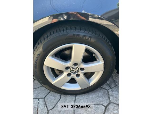 VolksWagen GOLF VARIANT 2012-01 8211023-2