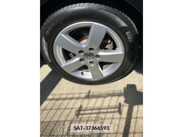 VolksWagen GOLF VARIANT 2012-01 8211023-5