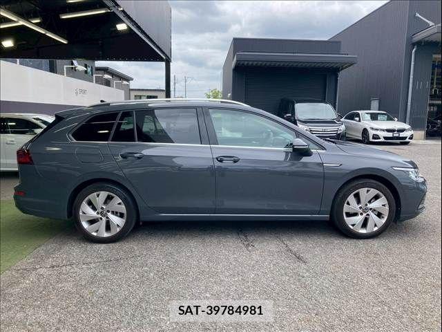 VolksWagen GOLF VARIANT 2021-08 8247157-16