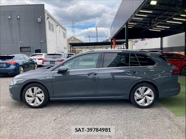 VolksWagen GOLF VARIANT 2021-08 8247157-17