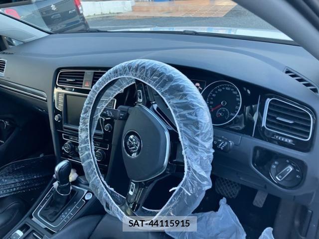 VolksWagen GOLF VARIANT 2015-11 8247158-10