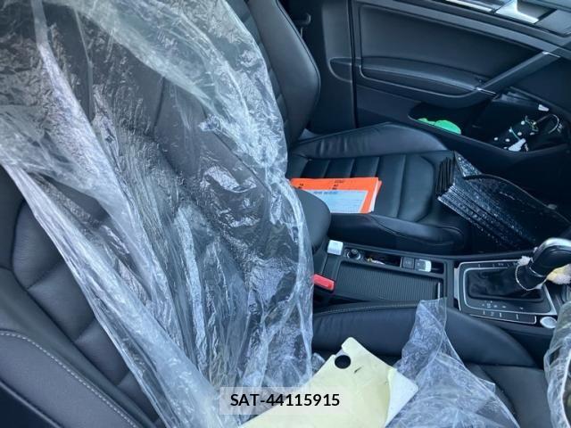 VolksWagen GOLF VARIANT 2015-11 8247158-11