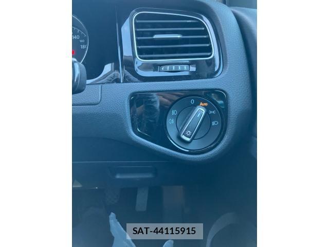 VolksWagen GOLF VARIANT 2015-11 8247158-15