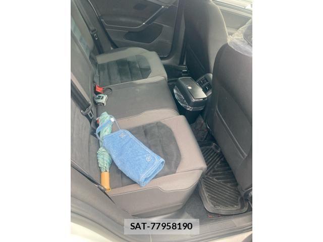 VolksWagen GOLF VARIANT 2015-03 8318085-17