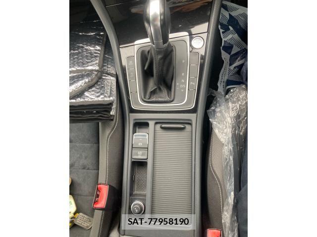 VolksWagen GOLF VARIANT 2015-03 8318085-25