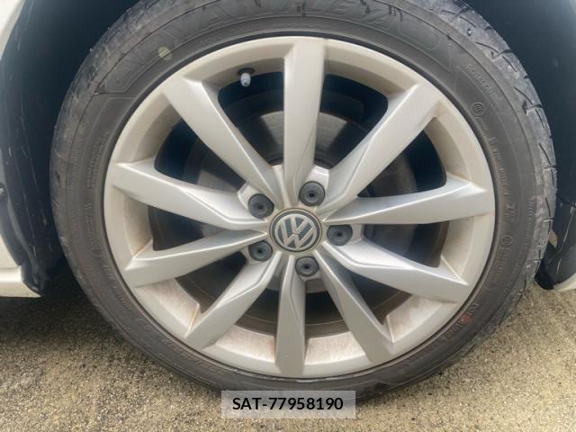 VolksWagen GOLF VARIANT 2015-03 8318085-4