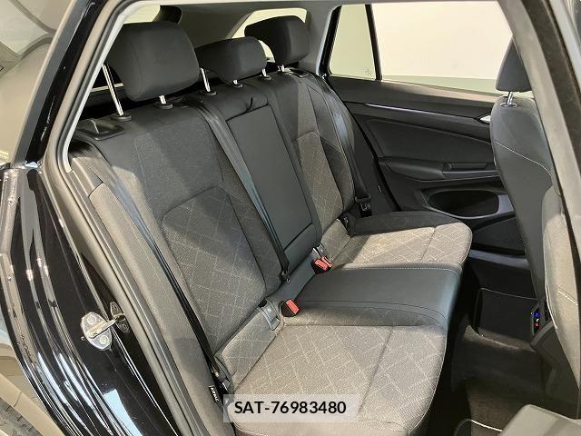 VolksWagen GOLF VARIANT 2023-05 8318084-10