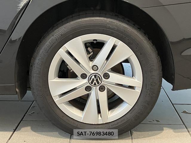 VolksWagen GOLF VARIANT 2023-05 8318084-14