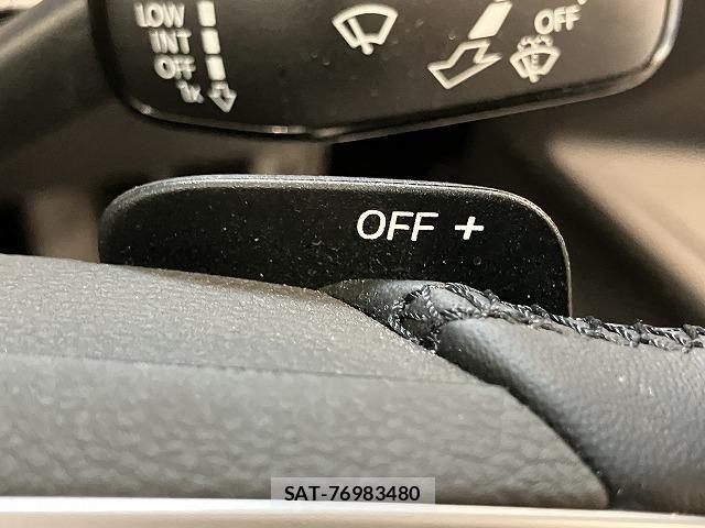 VolksWagen GOLF VARIANT 2023-05 8318084-17