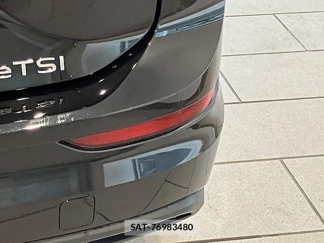 VolksWagen GOLF VARIANT 2023-05 8318084-25
